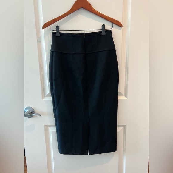 Karen Millen High Waist MIDI Pencil Skirt with Buckle Detail - Picture 6 of 16